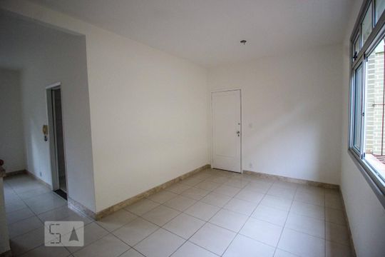 Apartamento para alugar com 3 quartos, 123m² em Cruzeiro, Belo Horizonte
