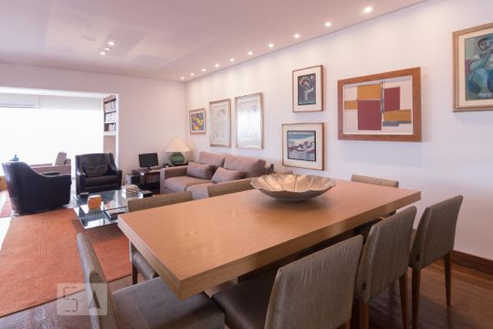 Sala de apartamento para alugar com 2 quartos, 198m² em Vila Romana, São Paulo