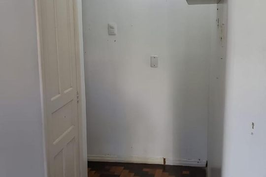 Sala de apartamento à venda com 1 quarto, 34m² em Floresta, Porto Alegre