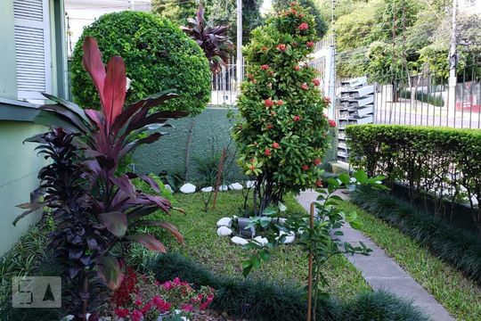 Jardim de apartamento à venda com 1 quarto, 34m² em Floresta, Porto Alegre