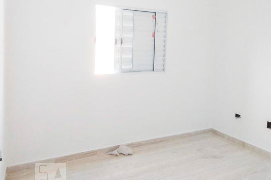 Quarto de casa para alugar com 3 quartos, 0m² em Jardim das Vertentes, São Paulo