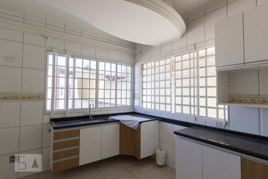 Cozinha de casa à venda com 5 quartos, 300m² em City América, São Paulo