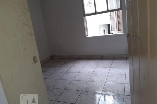 Quarto de casa para alugar com 1 quarto, 60m² em Chácara Inglesa, São Paulo