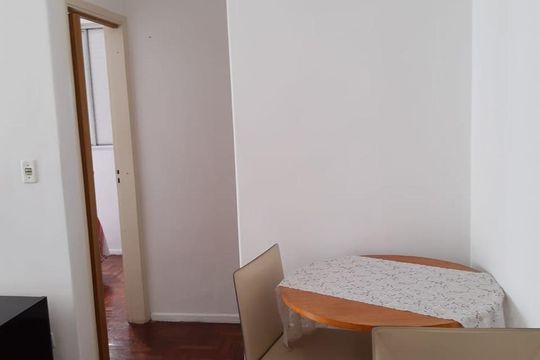 Sala de apartamento à venda com 1 quarto, 50m² em Bela Vista, São Paulo