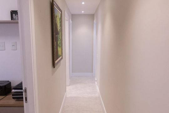 Corredor de apartamento à venda com 4 quartos, 173m² em Vila Leopoldina, São Paulo