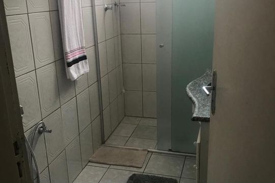 Banheiro de apartamento à venda com 2 quartos, 97m² em Cambuci, São Paulo