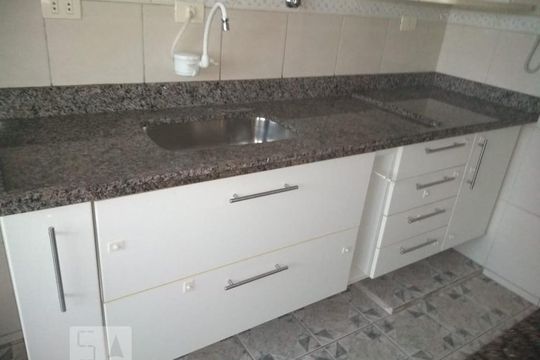 Cozinha de apartamento à venda com 2 quartos, 129m² em Vila Azevedo, São Paulo