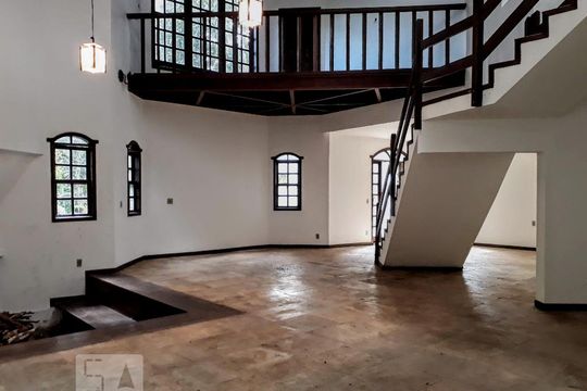 Casa à venda com 4 quartos, 466m² em Vila da Serra, Belo Horizonte