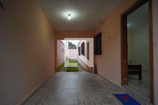 Garagem de casa à venda com 4 quartos, 144m² em Vila Ipiranga, Porto Alegre