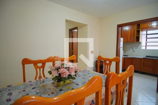 Sala de Jantar de casa à venda com 4 quartos, 144m² em Vila Ipiranga, Porto Alegre