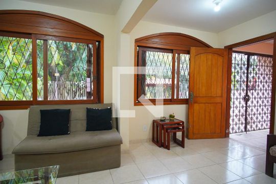 Sala de casa à venda com 4 quartos, 144m² em Vila Ipiranga, Porto Alegre