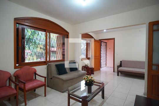 Sala de casa à venda com 4 quartos, 144m² em Vila Ipiranga, Porto Alegre