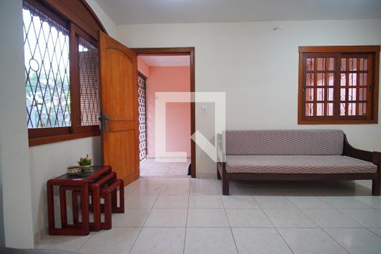 Sala de casa à venda com 4 quartos, 144m² em Vila Ipiranga, Porto Alegre
