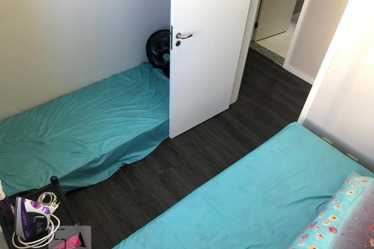 Quarto de apartamento à venda com 2 quartos, 62m² em Vila Anastácio, São Paulo