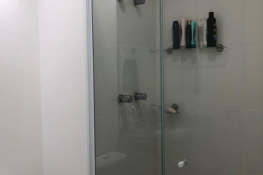 Banheiro Suíte de apartamento à venda com 2 quartos, 62m² em Vila Anastácio, São Paulo