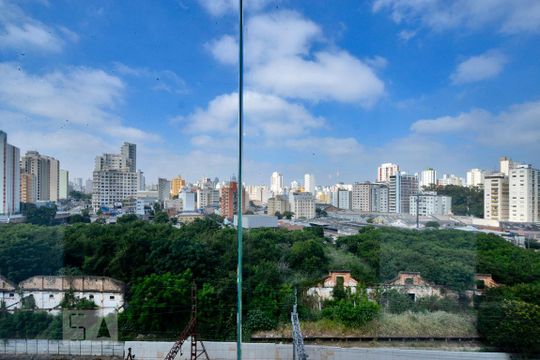 Vista de apartamento à venda com 2 quartos, 43m² em Barra Funda, São Paulo