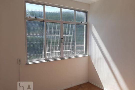 Quarto 1 de apartamento à venda com 2 quartos, 63m² em Santa Rosa, Niterói