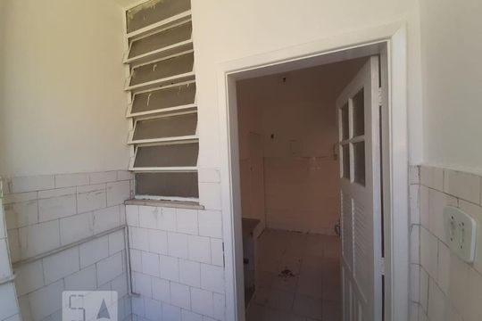 Área de Serviço de apartamento à venda com 2 quartos, 63m² em Santa Rosa, Niterói