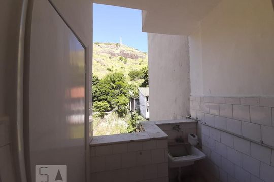 Área de Serviço de apartamento à venda com 2 quartos, 63m² em Santa Rosa, Niterói
