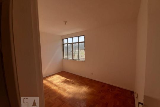 Sala de apartamento à venda com 2 quartos, 63m² em Santa Rosa, Niterói