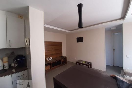 Cozinha de apartamento para alugar com 2 quartos, 65m² em Santa Rosa, Niterói