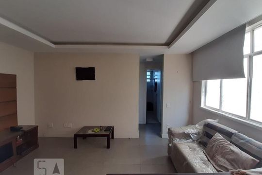 Sala de apartamento para alugar com 2 quartos, 65m² em Santa Rosa, Niterói