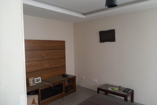 Sala de apartamento para alugar com 2 quartos, 65m² em Santa Rosa, Niterói