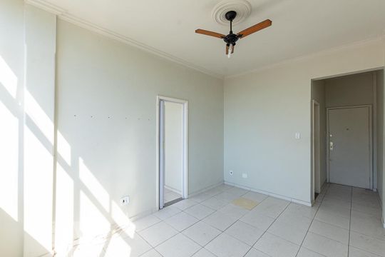 Sala de apartamento à venda com 1 quarto, 45m² em São Francisco, Niterói