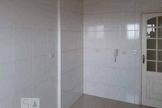 Cozinha de apartamento para alugar com 2 quartos, 74m² em Jaguaribe, Osasco