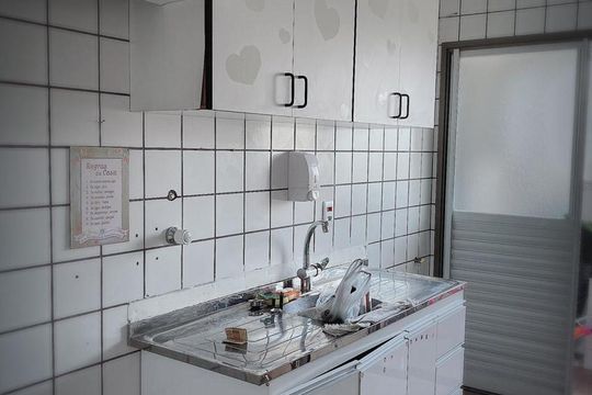 Cozinha de apartamento à venda com 3 quartos, 80m² em Vila Madalena, São Paulo