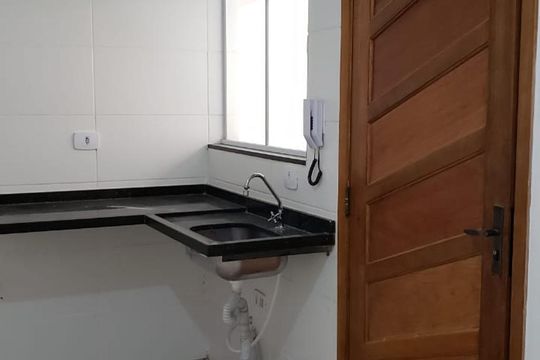 Cozinha de kitnet/studio à venda com 1 quarto, 27m² em Vila Ré, São Paulo