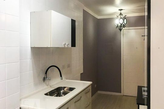 Cozinha de kitnet/studio à venda com 1 quarto, 33m² em Bela Vista, São Paulo