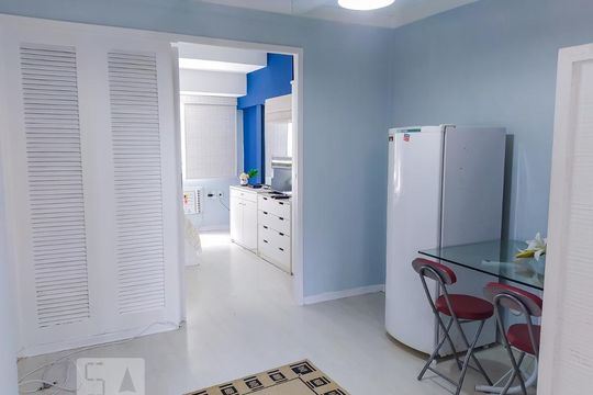 Sala de apartamento para alugar com 1 quarto, 35m² em Copacabana, Rio de Janeiro