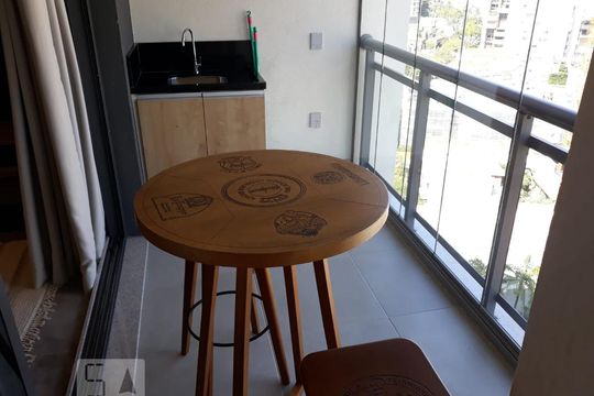 Studio - varanda de apartamento para alugar com 1 quarto, 32m² em Sumarezinho, São Paulo