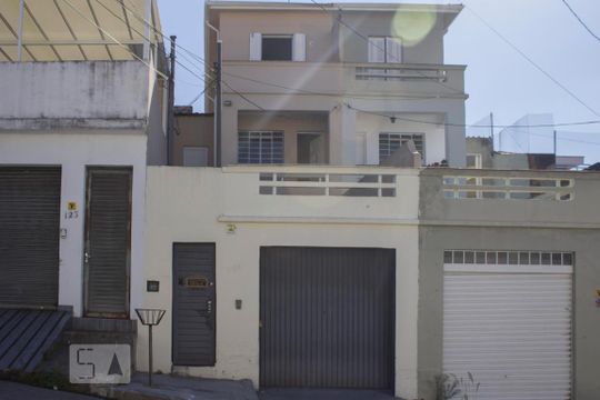 Fachada de casa para alugar com 3 quartos, 200m² em Jardim São Paulo(zona Norte), São Paulo