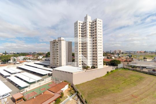 Vista da Sacada de apartamento à venda com 3 quartos, 84m² em Vila Brandina, Campinas