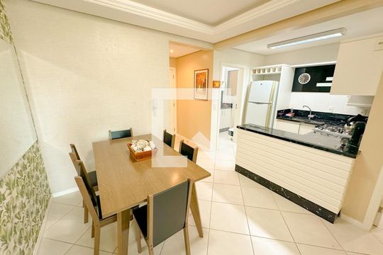 Sala de apartamento para alugar com 3 quartos, 114m² em Ingleses do Rio Vermelho, Florianópolis