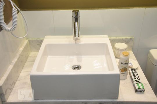 Apartamento para alugar com 2 quartos, 77m² em Jacarepaguá, Rio de Janeiro