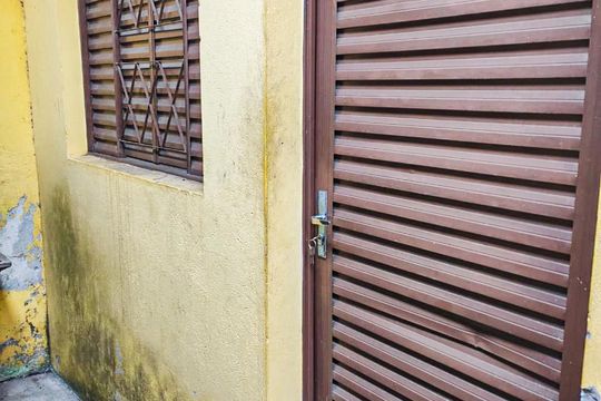 Entrada de kitnet/studio para alugar com 1 quarto, 15m² em Sarandi, Porto Alegre