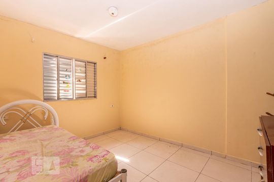 Quarto 2 de casa para alugar com 2 quartos, 120m² em Jardim Sapopemba, São Paulo