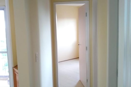 Corredor de apartamento à venda com 3 quartos, 75m² em Chácara Santo Antônio (zona Leste), São Paulo