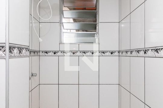Banheiro de casa para alugar com 1 quarto, 55m² em Cidade Patriarca, São Paulo