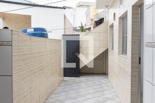 Quintal de casa para alugar com 1 quarto, 55m² em Cidade Patriarca, São Paulo