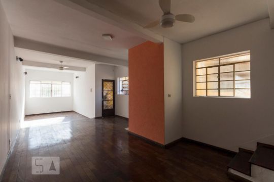 Casa à venda com 4 quartos, 200m² em Saúde, São Paulo