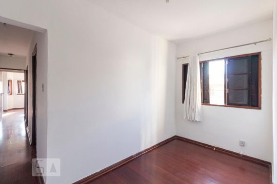 Sala de TV / Escritório de casa à venda com 4 quartos, 200m² em Saúde, São Paulo