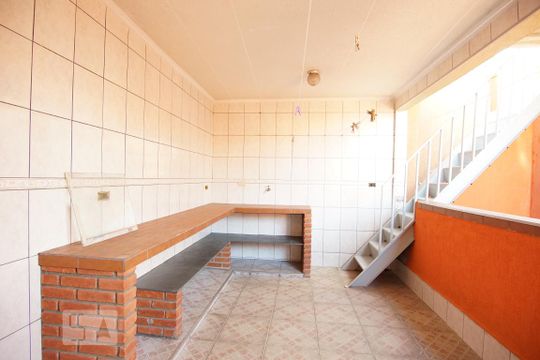 Fundos - Área de serviço de casa à venda com 3 quartos, 100m² em Vila Caraguatá, São Paulo