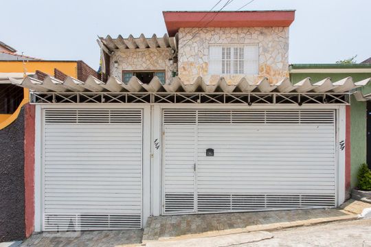 Fachada de casa para alugar com 3 quartos, 320m² em Vila Cleonice, São Paulo