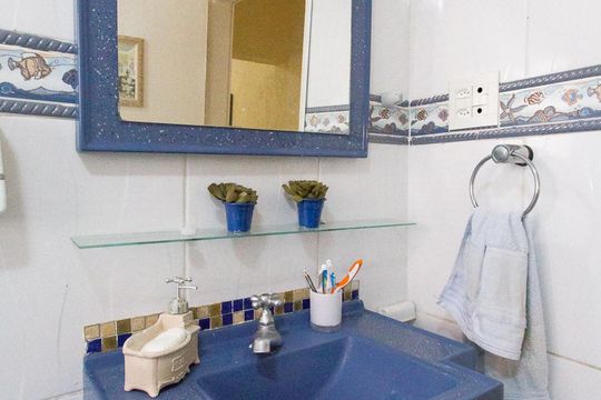 Banheiro 1 de casa para alugar com 3 quartos, 320m² em Vila Cleonice, São Paulo