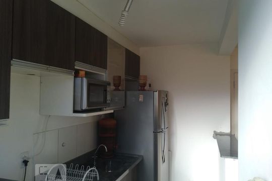 Cozinha de apartamento à venda com 2 quartos, 45m² em Vila Carminha, Campinas