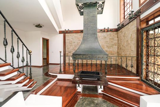 Casa à venda com 4 quartos, 349m² em Jardim São Caetano, São Caetano do Sul